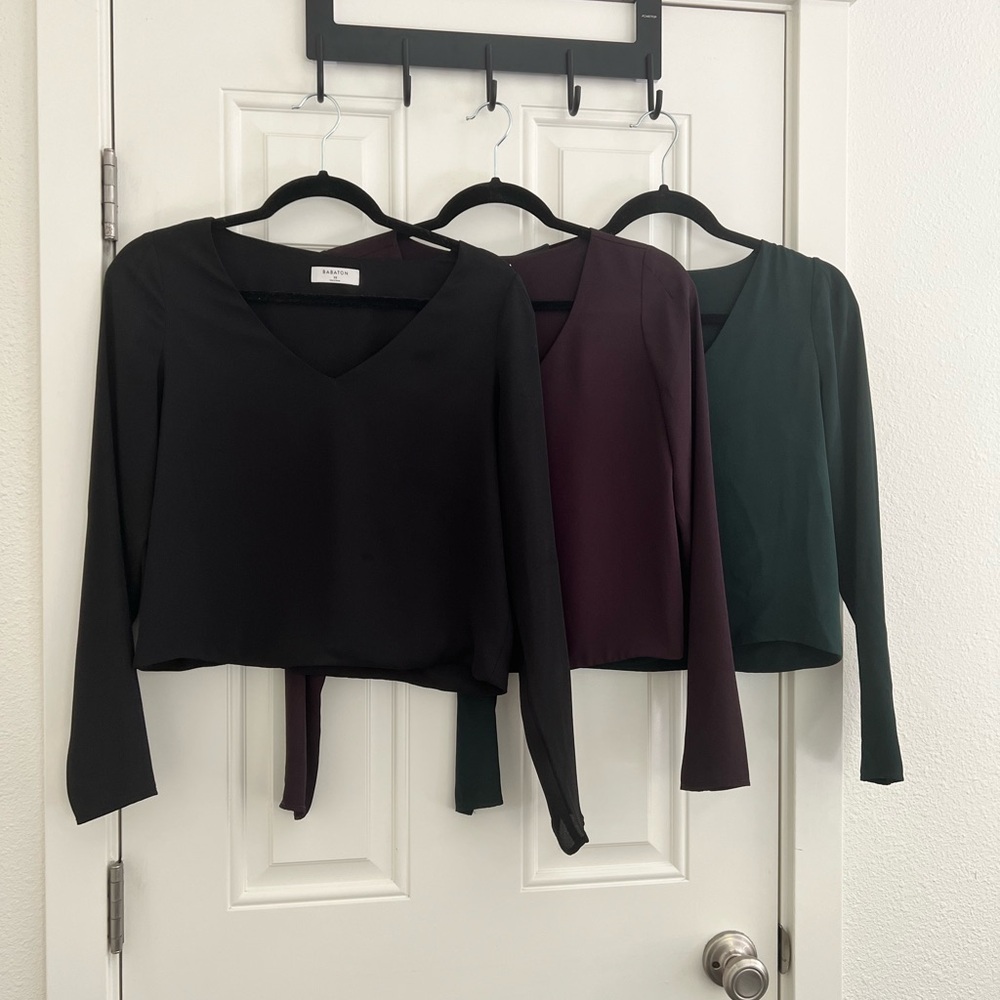 Aritzia Set of 3 - Babaton Murphy Longsleeve Blouses in XS